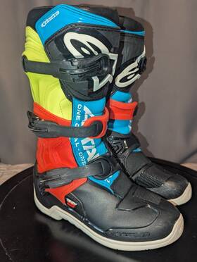 2014018-1538-6 Alpinestars Boots Youth Size 4 Colorful Tech 3s