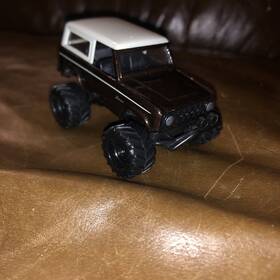 Jada 801310140208 1973 Ford Bronco 4x4 Lifted Off-road Suv 1967 1968 1969 1970 1971 1972 Similar