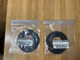 26523-09700 Nissan Datsun Fair Lady Packing Lens Lamp 26523 09700 Oem Two Pieces