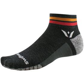 2xhn0zz-s Swiftwick Flite Xt Trail Two Socks - 2 Inch Red Stripe Small