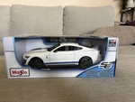 Maisto Mustang Shelby GT500 Ford 2020 White 1/18 Scale Diecast Collectible Car. Fixed Price $38.99.