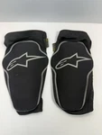 Alpinestars Paragon Knee Guard Black MJ-530 E/k Type Sz Sm. Fixed Price $29.95.