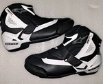 Alpinestars SMX1-R V2 Vented Boots Black/white 11.5 Eu 46 New. Fixed Price $175.00.