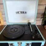 Victrola VSC-550BT Portable Bluetooth Turntable Built-in Speakers. Fixed Price $12.00.