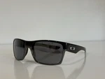 Oakley Oo 9189-02 Twoface Men's Square Black Gray Sunglasses Frame 60-16-137. Fixed Price $119.99.