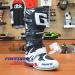 New Gaerne SG-12 Boots Black/white 2174-014-008 2174-014-007. Fixed Price $409.99.