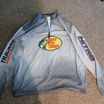 Bass Pro Shops Nitro Performance 2XL Long Sleeve 1/4 Zip Fishing Shirt Gray. Fixed Price $20.00.
