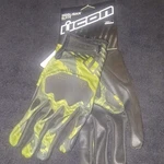 Icon Hooligan Tigerblood Gloves Size Large Brand New Never Used Part# 3301-4625. Fixed Price $12.00.