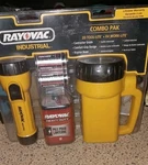 New Pack Rayovac Industrial Combo Pak Tool-light + Work-light I2D6V-B. Fixed Price $24.00.