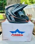 Icon Variant Raiden Carbon Full Face Helmet/duo Visors/oem Box/size Medium. Fixed Price $349.95.