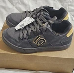 *nib* Five Ten Men's Freerider Flat Shoes-charcoal/oat/carbon Size Us 9.5. Fixed Price $85.00.
