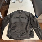 Icon Contra 2 Leather Riding Jacket Sz Medium Mens. Fixed Price $175.00.