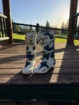 Alpinestars Tech 10. Fixed Price $550.00.